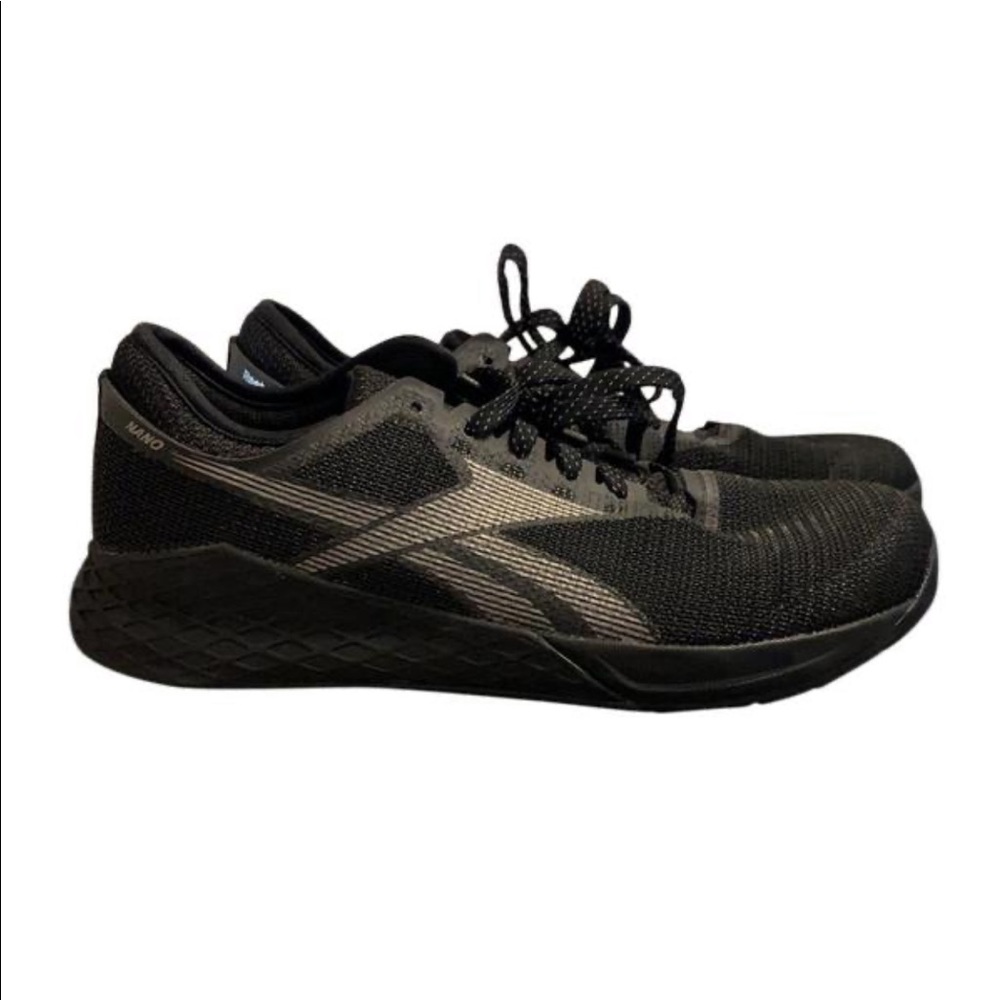Athletic shoes